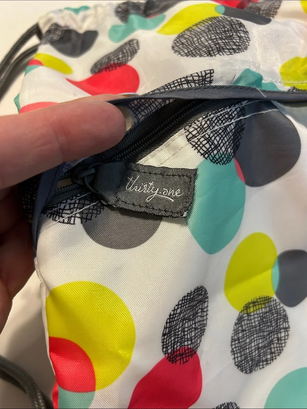 THIRTY-ONE Multicolor Polka Dot Drawstring Bag Backpack Cinch Zipper Closure OS